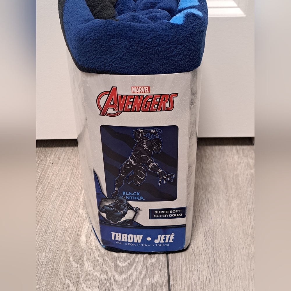 Marvel Avengers Black Panther Blue and Black Super Soft Throw